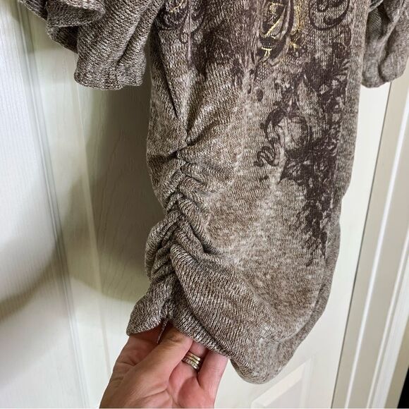 Andrea Missy Plus Rose Top Size 1X - Picture 4 of 11